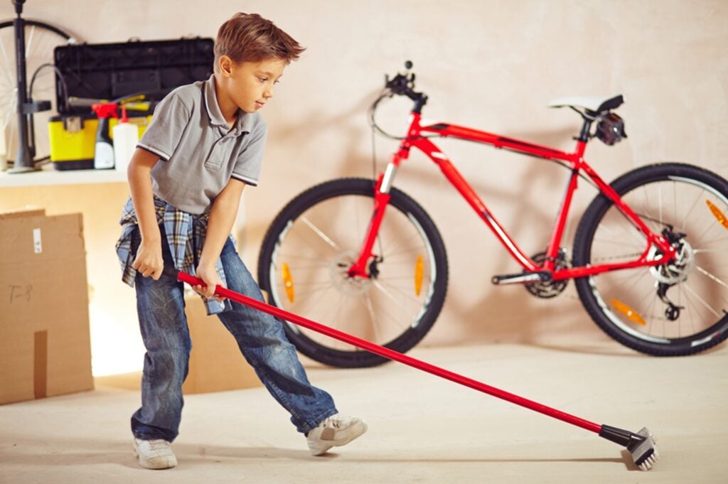 how to clean epoxy garage floor